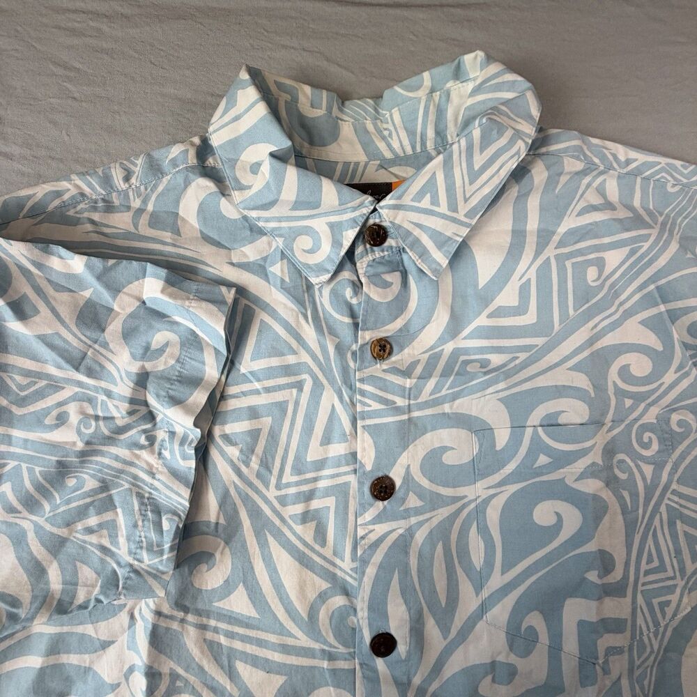 Quicksilver Shirt Mens Large Blue Surf Hawaiian Aloha Tribal Surf Short Sleeve